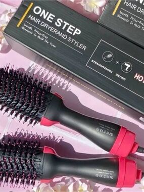 One Step Hair Dryer and Styler - Black and Pink
